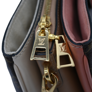 LOUIS VUITTON | 2018 Monogram Millefeuille Handbag