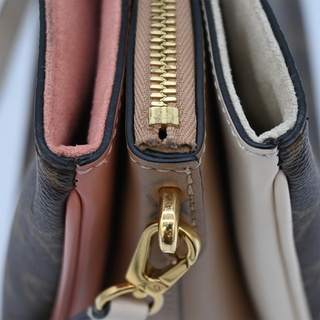 LOUIS VUITTON | 2018 Monogram Millefeuille Handbag