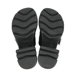 BOTTEGA VENETA | Black Flash Padded Sandals